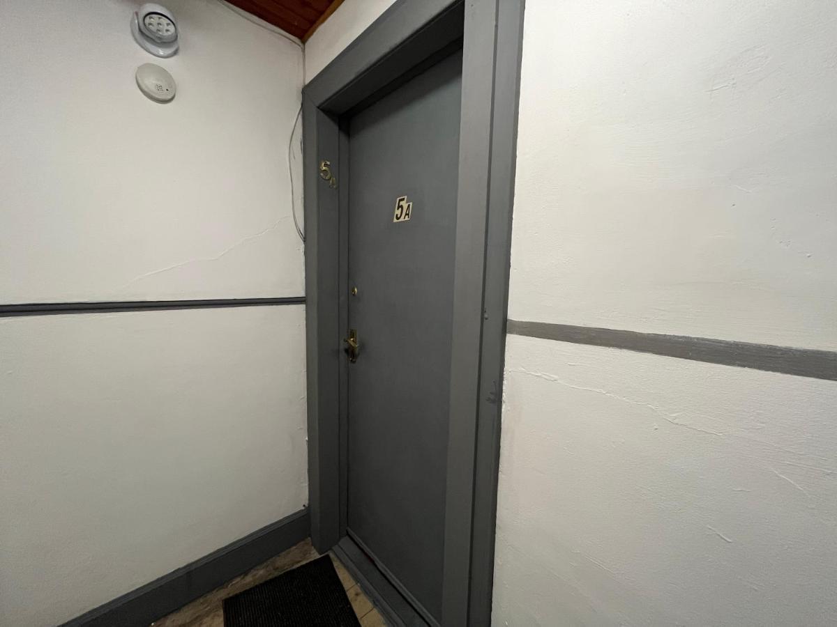 Elgin Apartment Luaran gambar